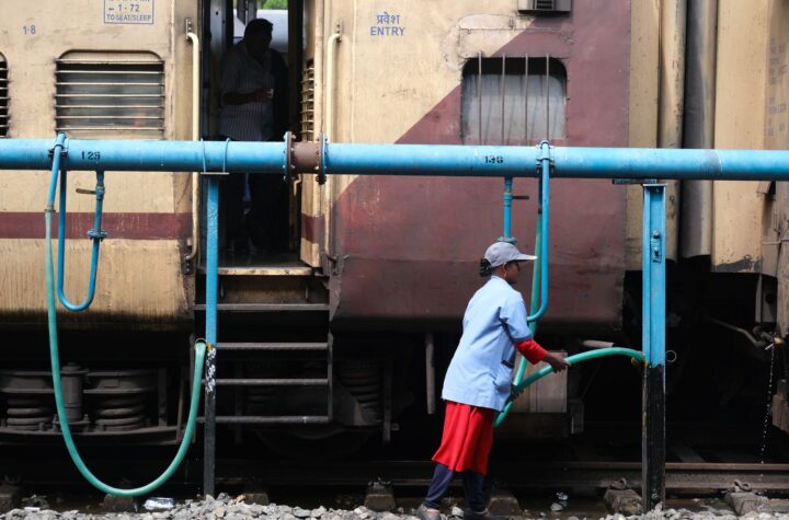 railway employees bonus